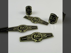 กระดาษศิลปะ พิมพ์แผ่นบุหรี่ถอดได้ การกัดแหวน การพิมพ์ฉลาก