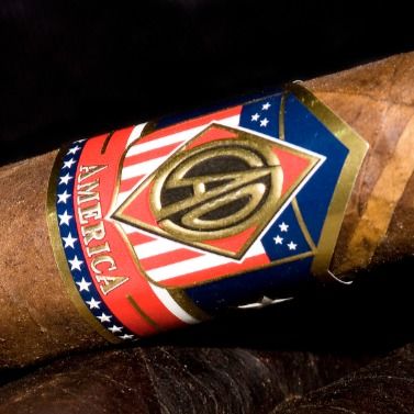 ซื้อ Custom Eco-friendly Adhesive Sticker Cigar Band and Label with OEM Gold Foil Embossing online manufacture