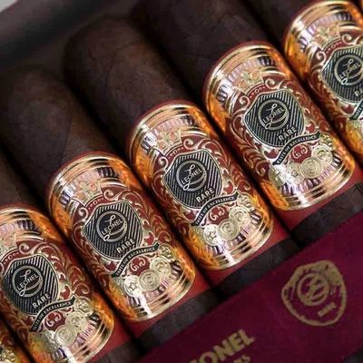 ซื้อ Customized PVC 3D Embossed Gold Foil Cigar Labels with ISO9001:2008 Certification online manufacture