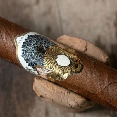 ราคาดี Professional Full-automatic Production OEM Service ISO9001 Certified Cigar Label and Band for Custom Embossed Designs ออนไลน์